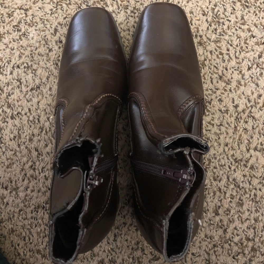 East 5th - Beautiful Brown Ankle Boots - Sz 8 1/2B